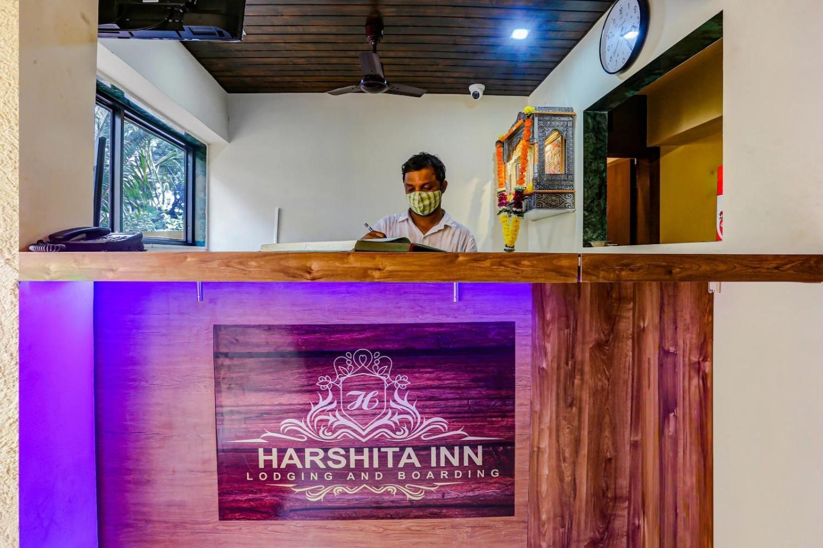 Glitz Hotels Harsita Inn - Mahape 나비뭄바이 외부 사진